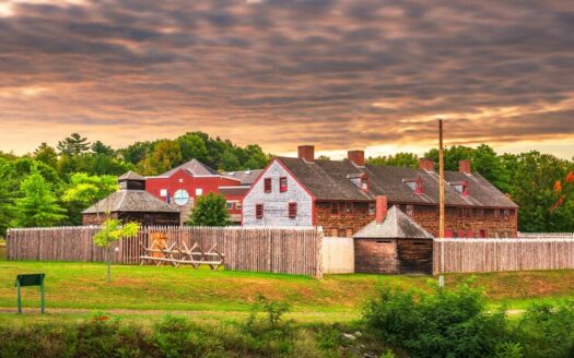 Farm House For Sale